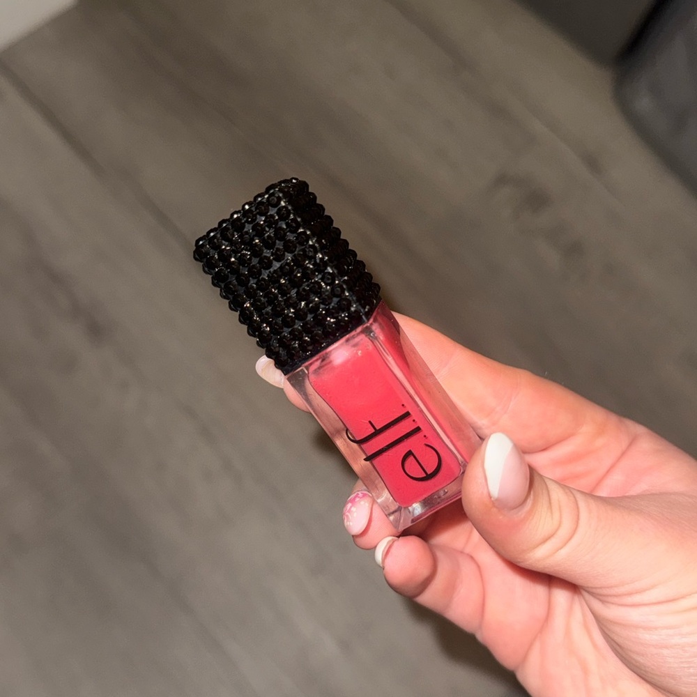 e.l.f. rhinestone lip oil